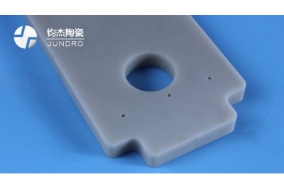 氮化鋁陶瓷有哪些現(xiàn)實的應用