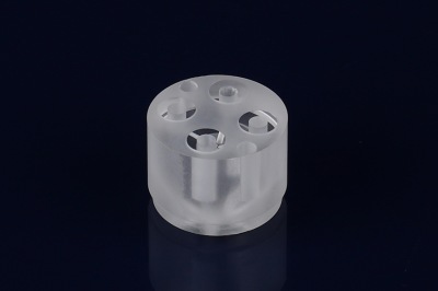 石英玻璃與藍寶石玻璃的區(qū)別是什么? 石英玻璃與藍寶石玻璃的區(qū)別是什么?